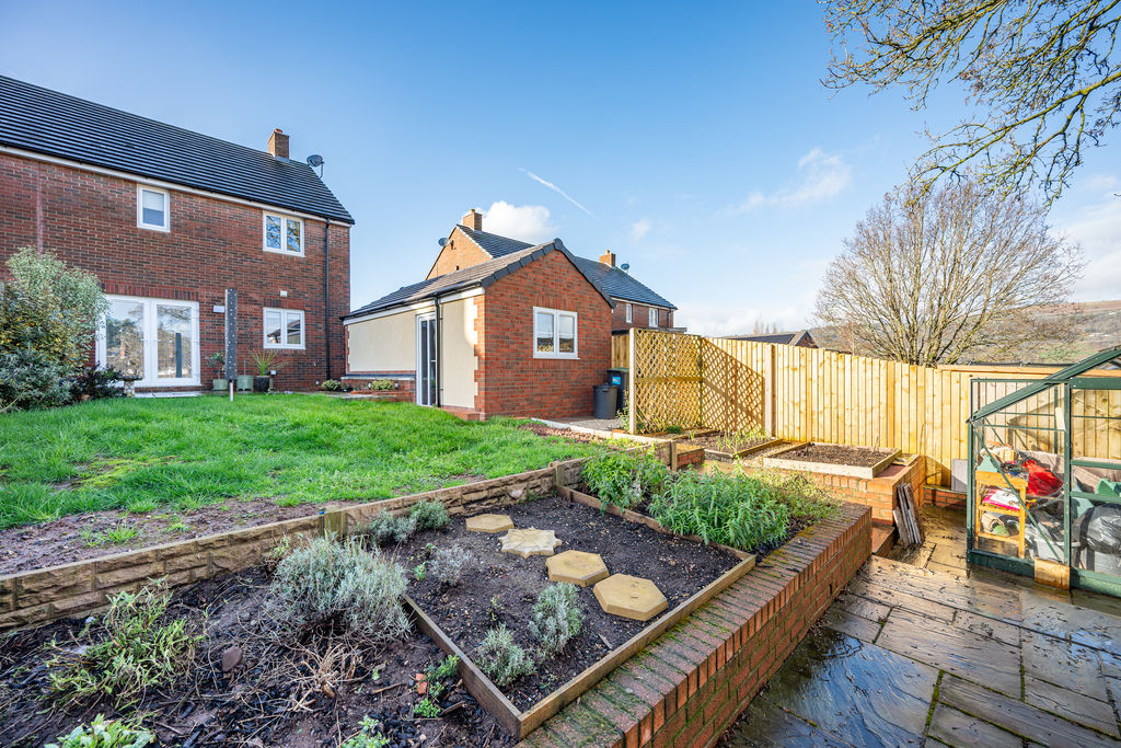 Rear Elevation- click for photo gallery